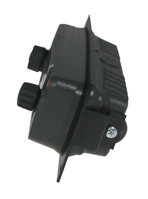 [C-EB30-MPM-1P] - 1-Piece Equipment Mounting Bracket, 3" Mounting Space, Fits Motorola PM1500