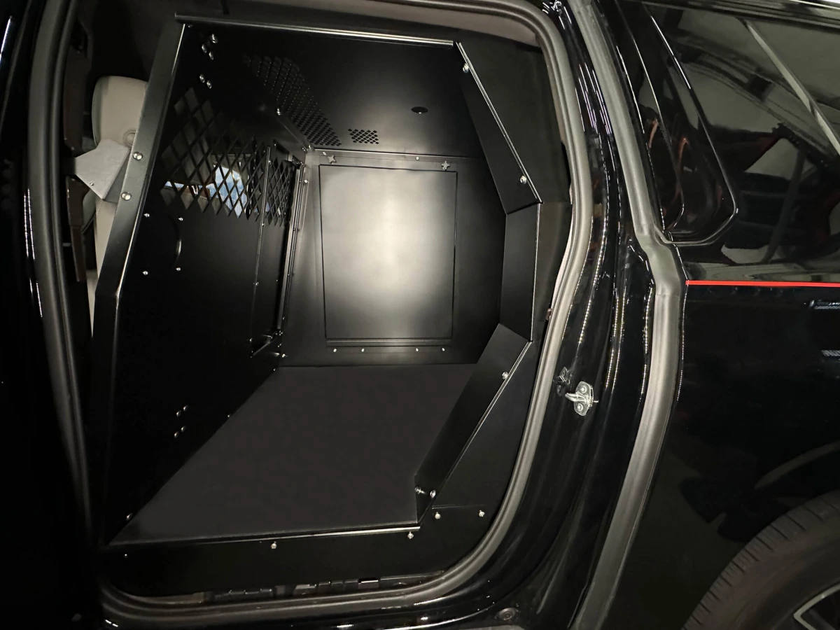 [K9-C27-PT-B] K9 Prisoner Transport System For 2021-2024 Chevrolet Suburban – Black