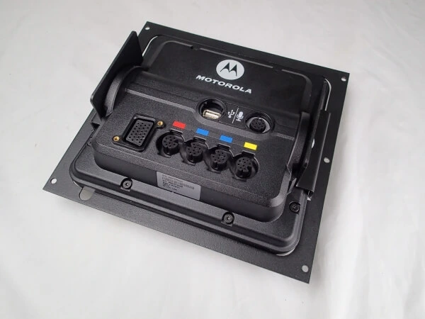 [C-EB80-APX-1P] - OBSOLETE – 1-Piece Equipment Mounting Bracket, 8" Mounting Space, Fits Motorola APX-09 Remote Radio