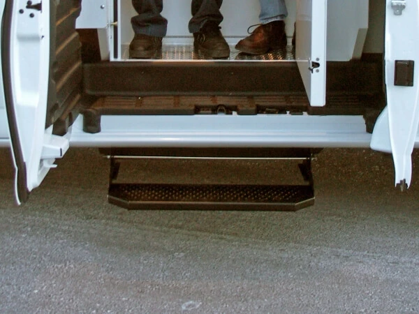 [PT-A-201] - 1997-2024 Chevrolet G-Series Side Step Assembly