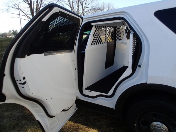 [K9-F18] - OBSOLETE – Standard K9 Prisoner Transport System For 2013-2019 Ford Interceptor Utility – White