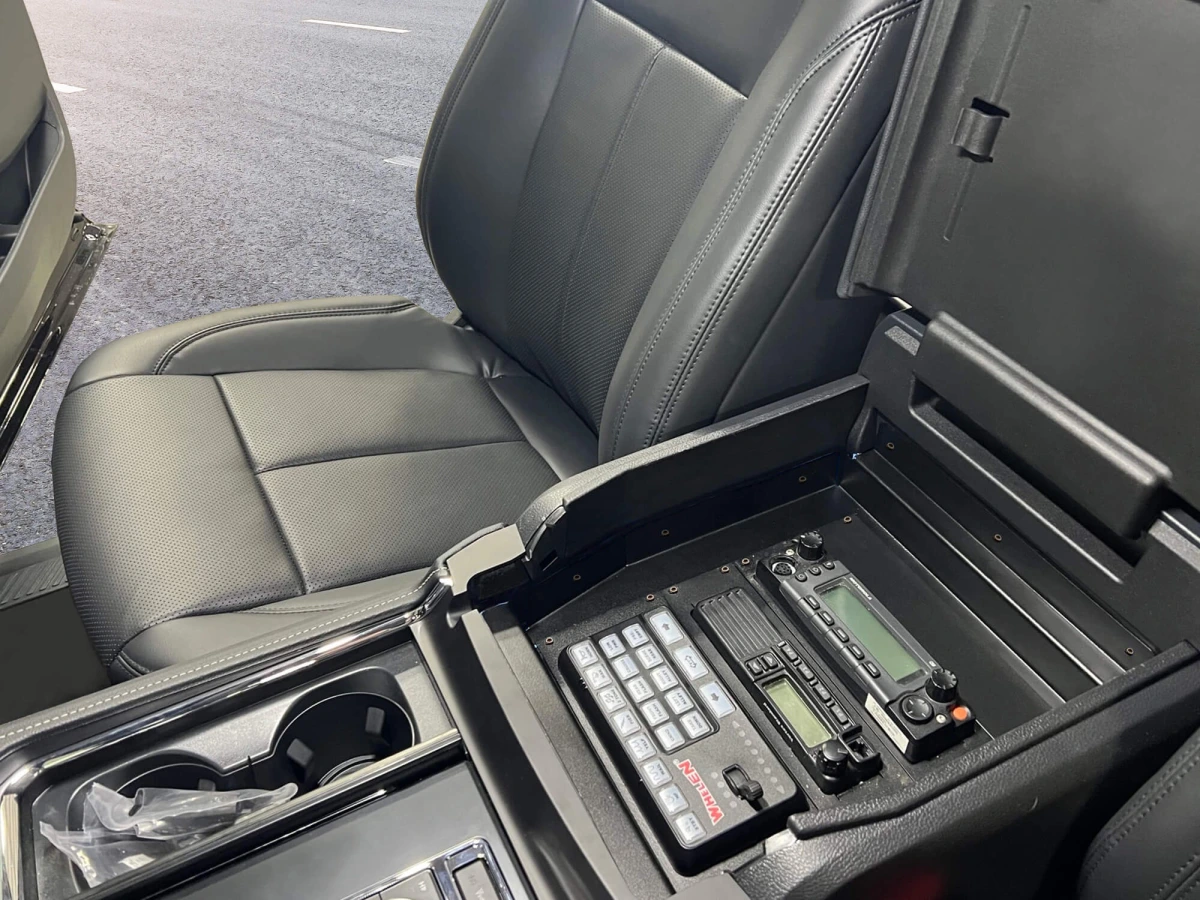 [C-VS-1100-EXPD] Vehicle-Specific 11" Drop-In Console for 2023-2024 Retail Ford Expedition