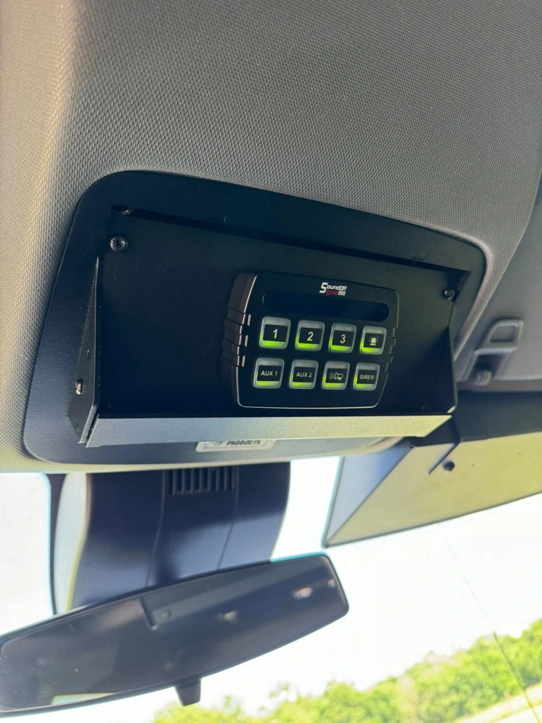 Troy Products Troy Products [CC-OH-CHV19] Chevy Silverado 1500 4"/3" Overhead Console