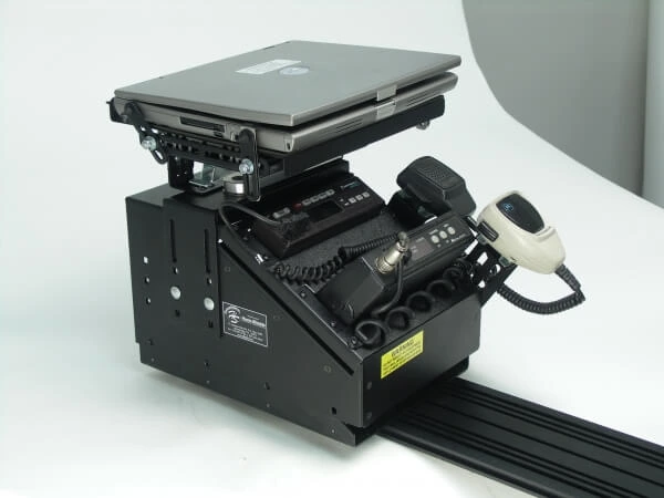 [C-SM-830] - DISCONTINUED – 8" Enclosed Low Profile Console, Without Vehicle Mount, 30 Degrees