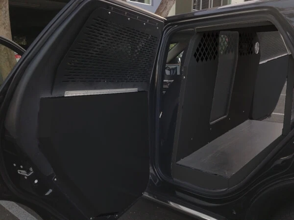 [K9-D25-B] - Standard K9 Transport System For 2011-2024 Dodge Durango – Black