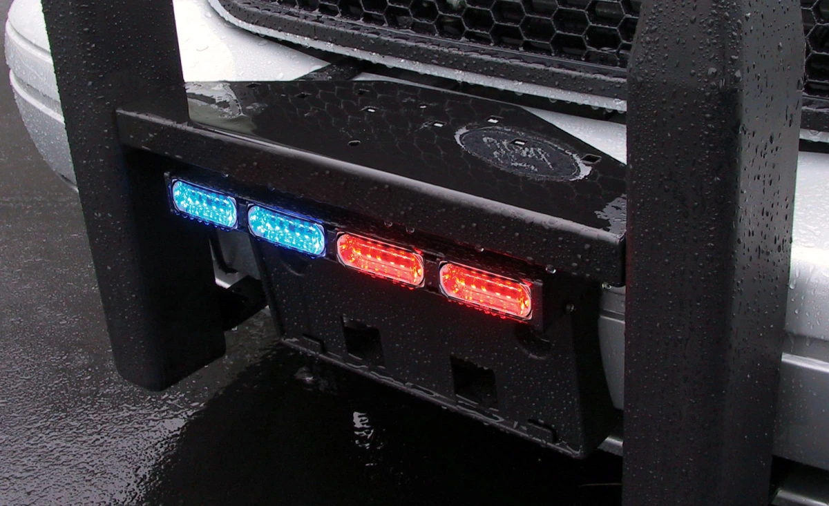 Whelen Dominator
