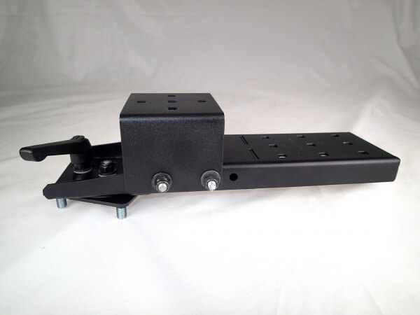 [C-ADP-114] - Adapter Bracket attaches to a C-HDM-304