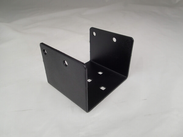 [C-ADP-114] - Adapter Bracket attaches to a C-HDM-304