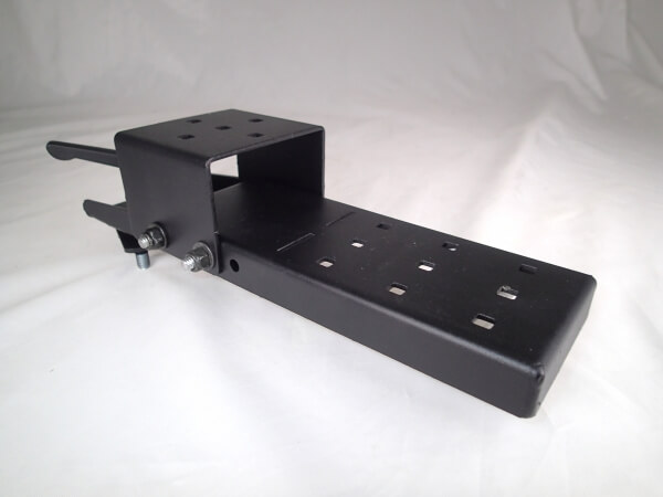 [C-ADP-114] - Adapter Bracket attaches to a C-HDM-304