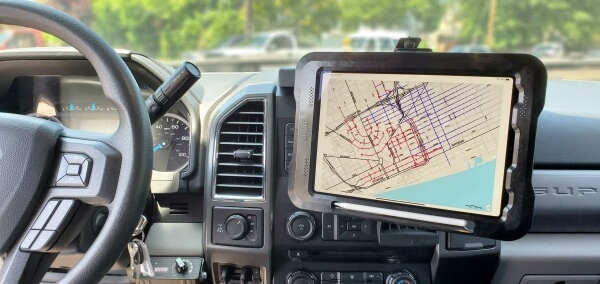 [PKG-TAB-APP12] - Docking Station (Charge and Data) and Tablet Case for iPad Pro 11 inch (1st, 2nd, 3rd & 4th Generations)